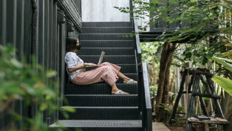 Outdoor Spaces: Extending Your Living Area 