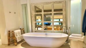 Bathroom Renovation: Comfort Meets Luxury