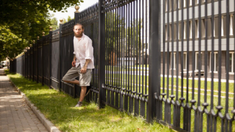 Choosing the Right WPC Fencing Supplier for Lasting Outdoor Solutions