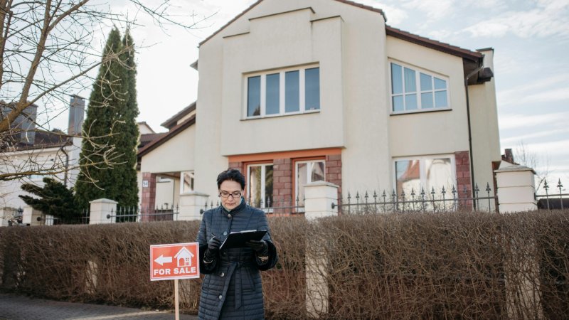 Selling Your Home for Cash: What Sellers Need to Know in 2026